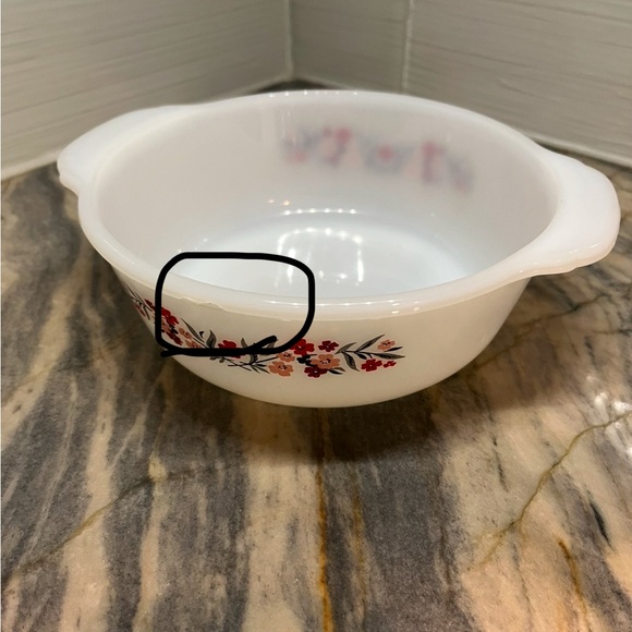 Vintage Fire King Primrose Casserole Dish No Lid Small Chip Under Rim 1 Quart - Picture 9 of 9